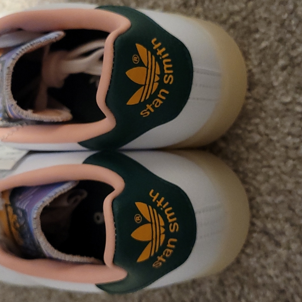 Stan Smith - Picture 2 of 5